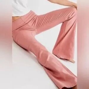 Free People Penny Pull On Flare Denim Jeans Pink Rose Size 27 NWOT